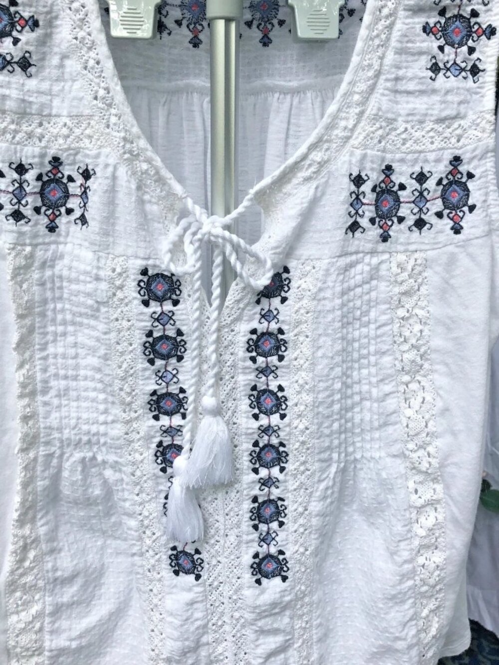 Lucky Brand Womens Sleeveless Boho Peasant Top White Embroidered Crochet Size S - Picture 4 of 10